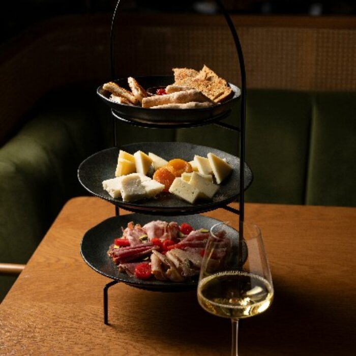 Ποικιλία αλλαντικών τυριών